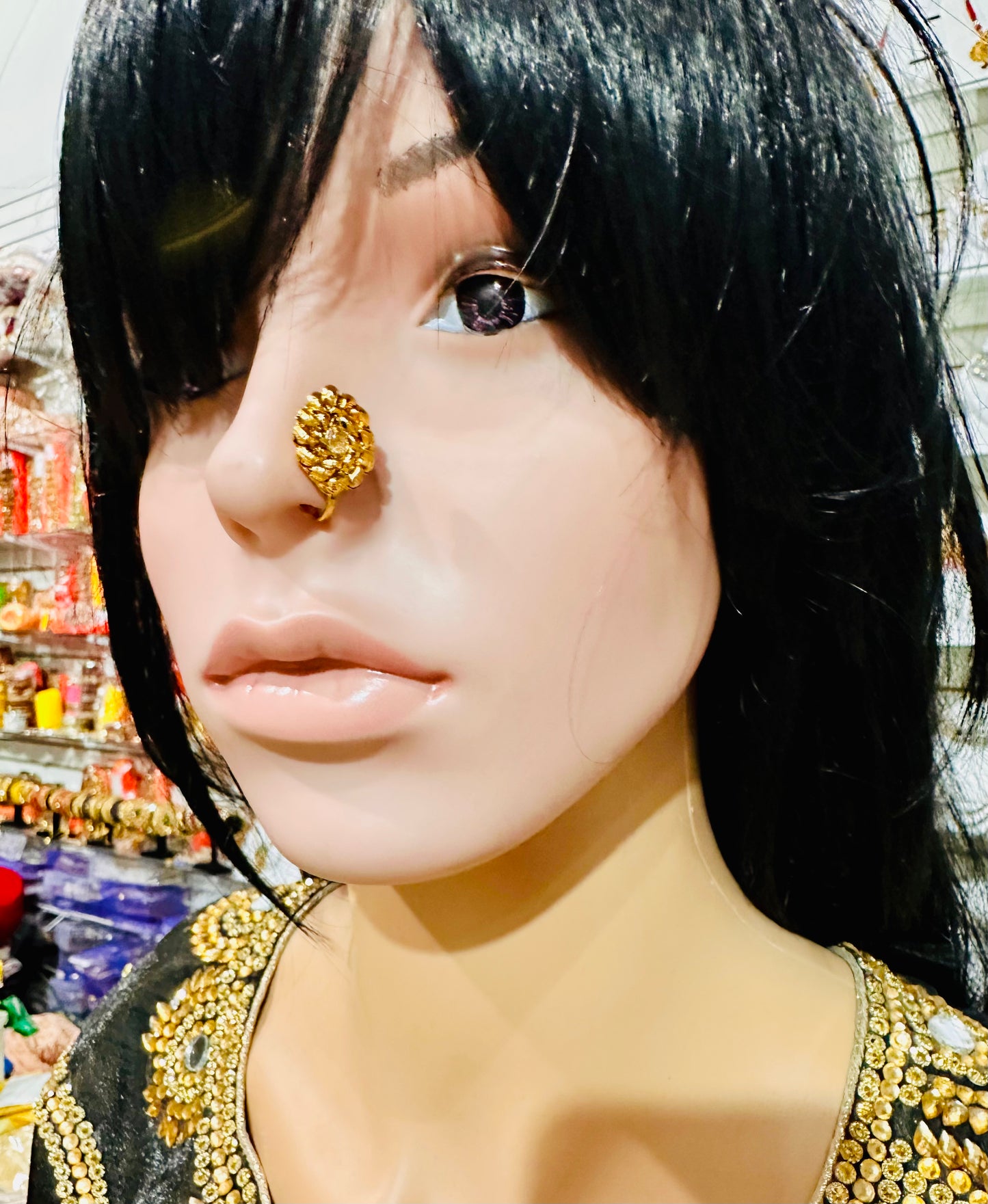 Nose pin