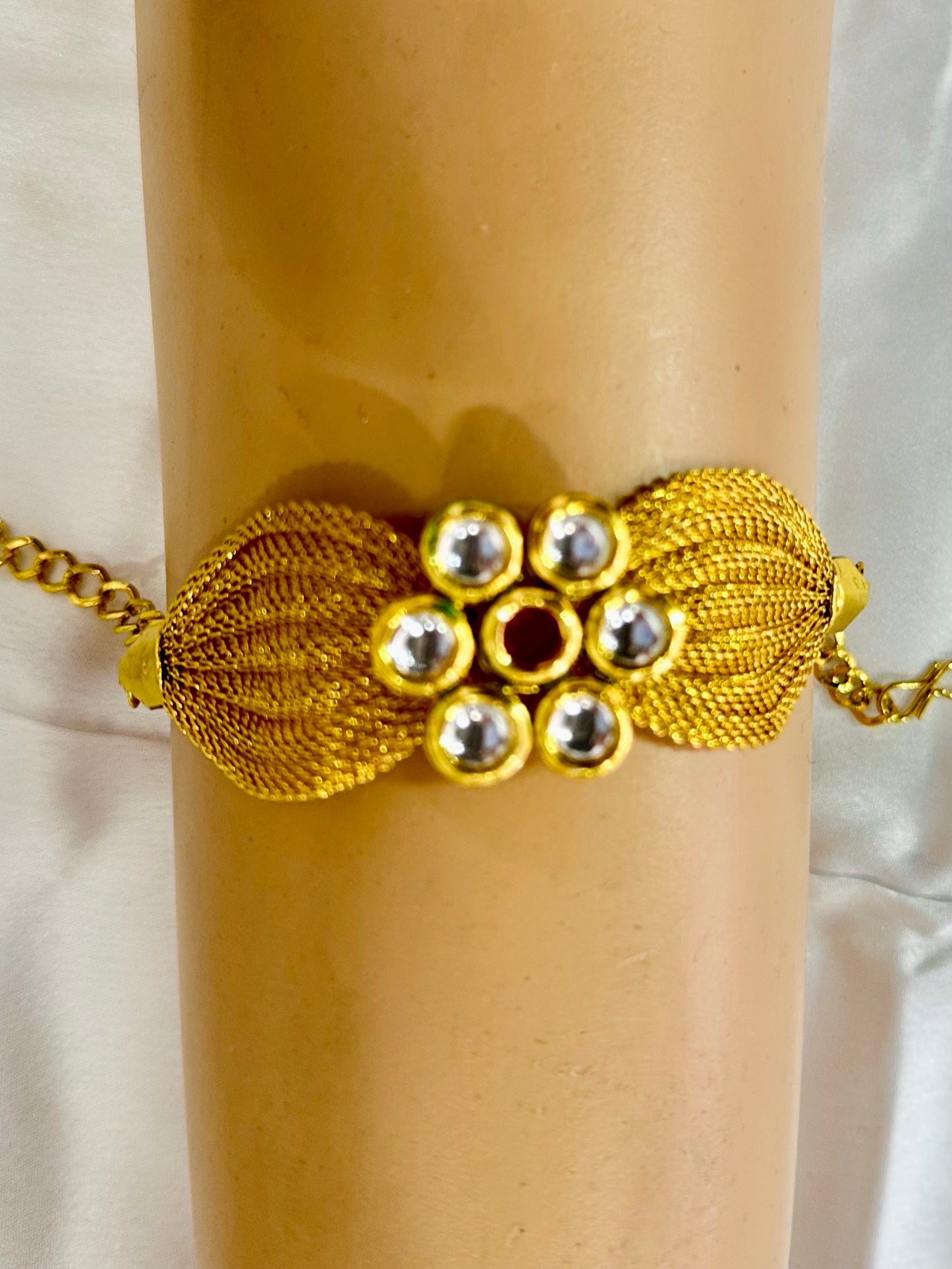Traditional Armlets for Women and Girls – Rajputi Bajuband with Beaded Loom, Adjustable Arm Jewelry, Rajwadi Armlets