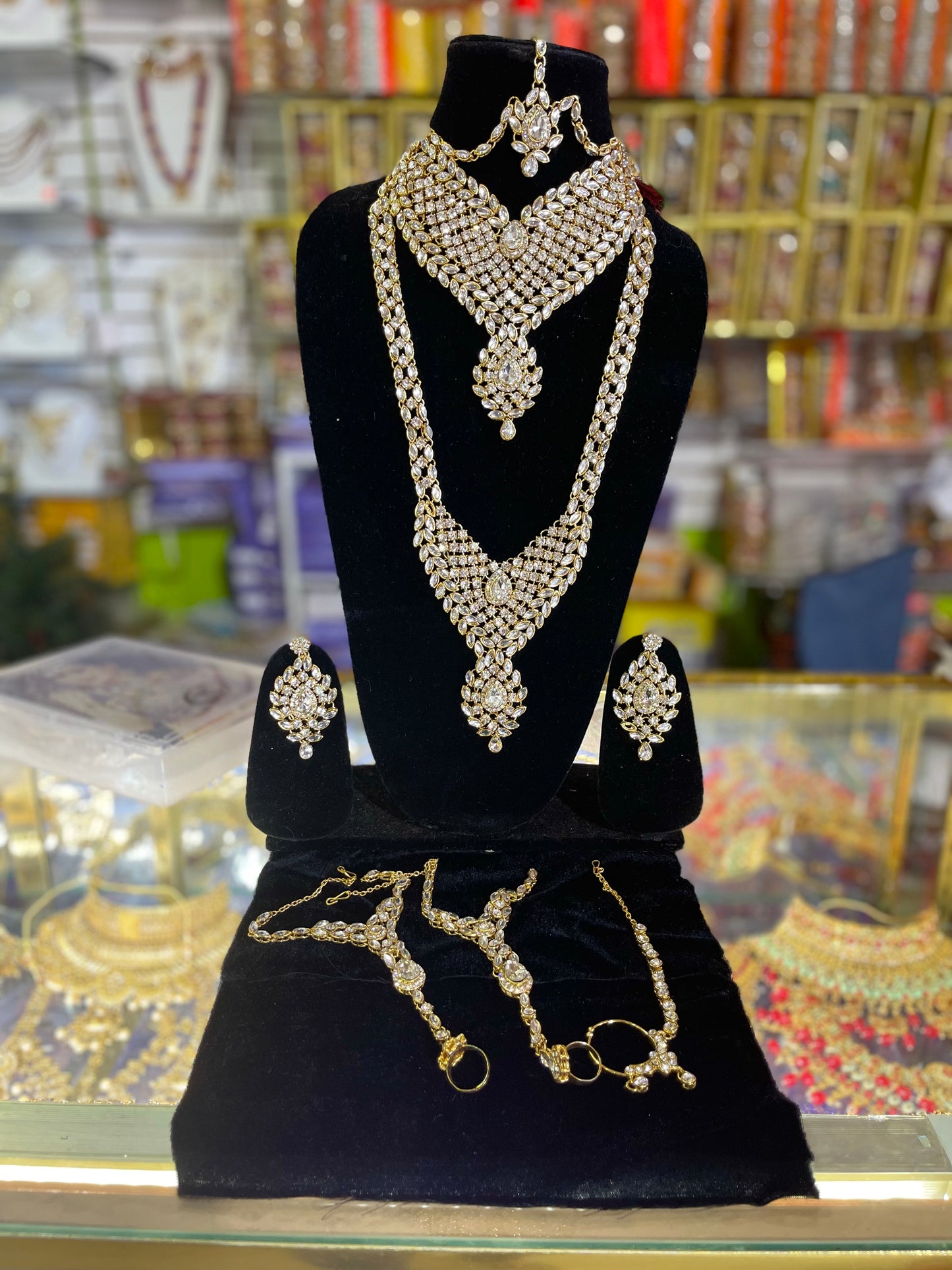 Heavy Stone Studded Bridal Jewelary Set