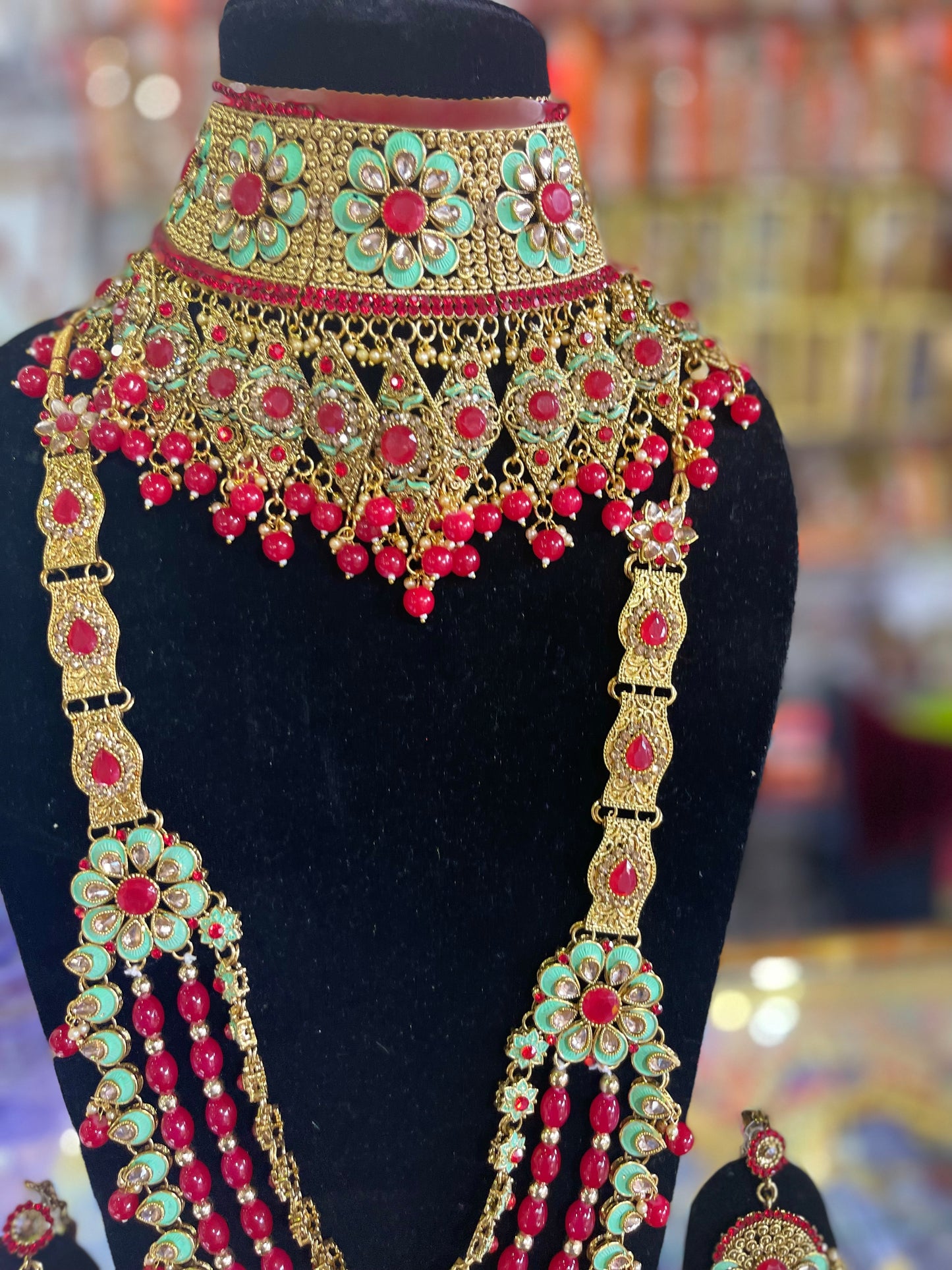 Heavy Stone Studded Bridal Jewelary Set