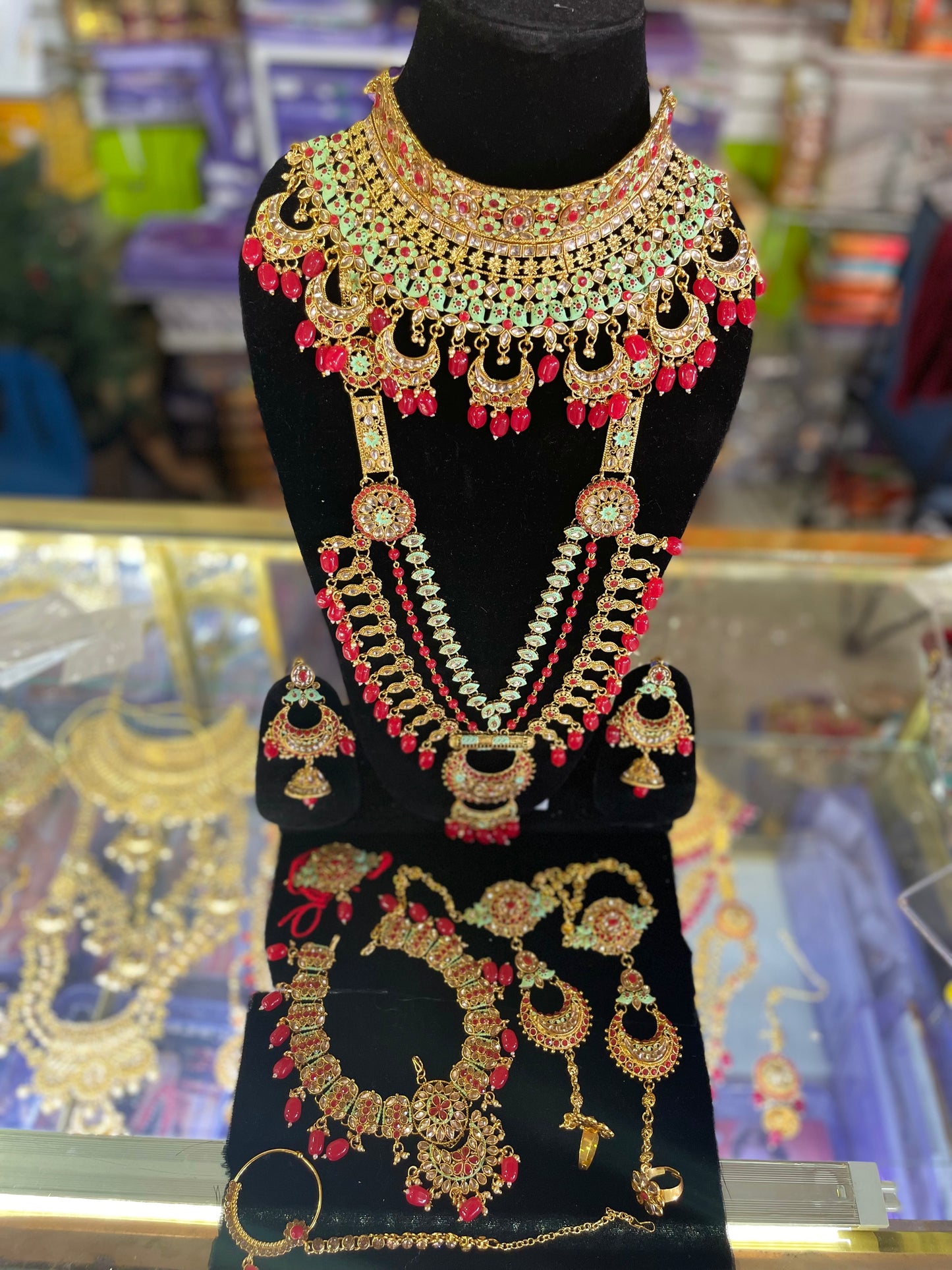 Heavy Stone Studded Bridal Jewelary Set