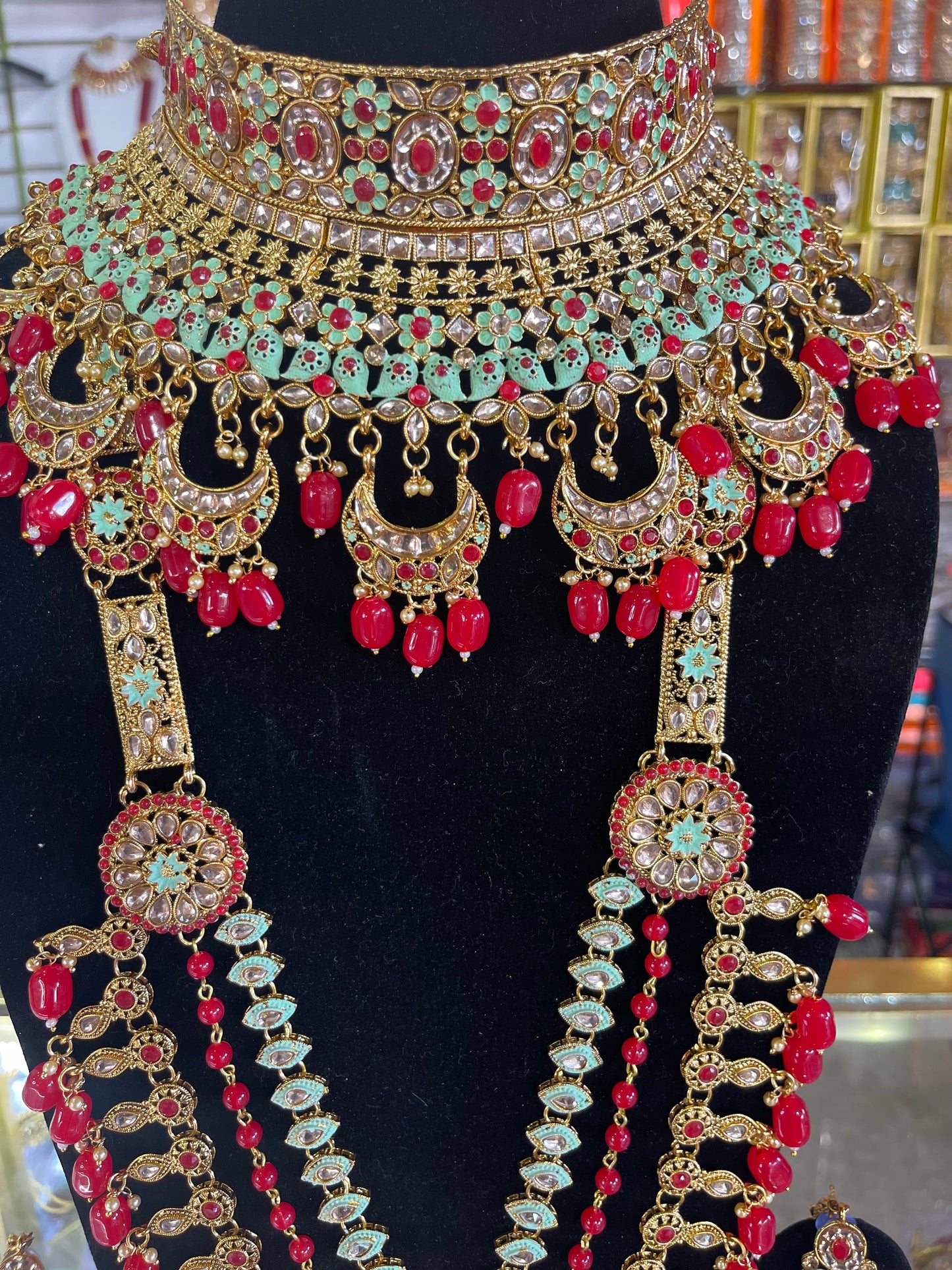 Heavy Stone Studded Bridal Jewelary Set