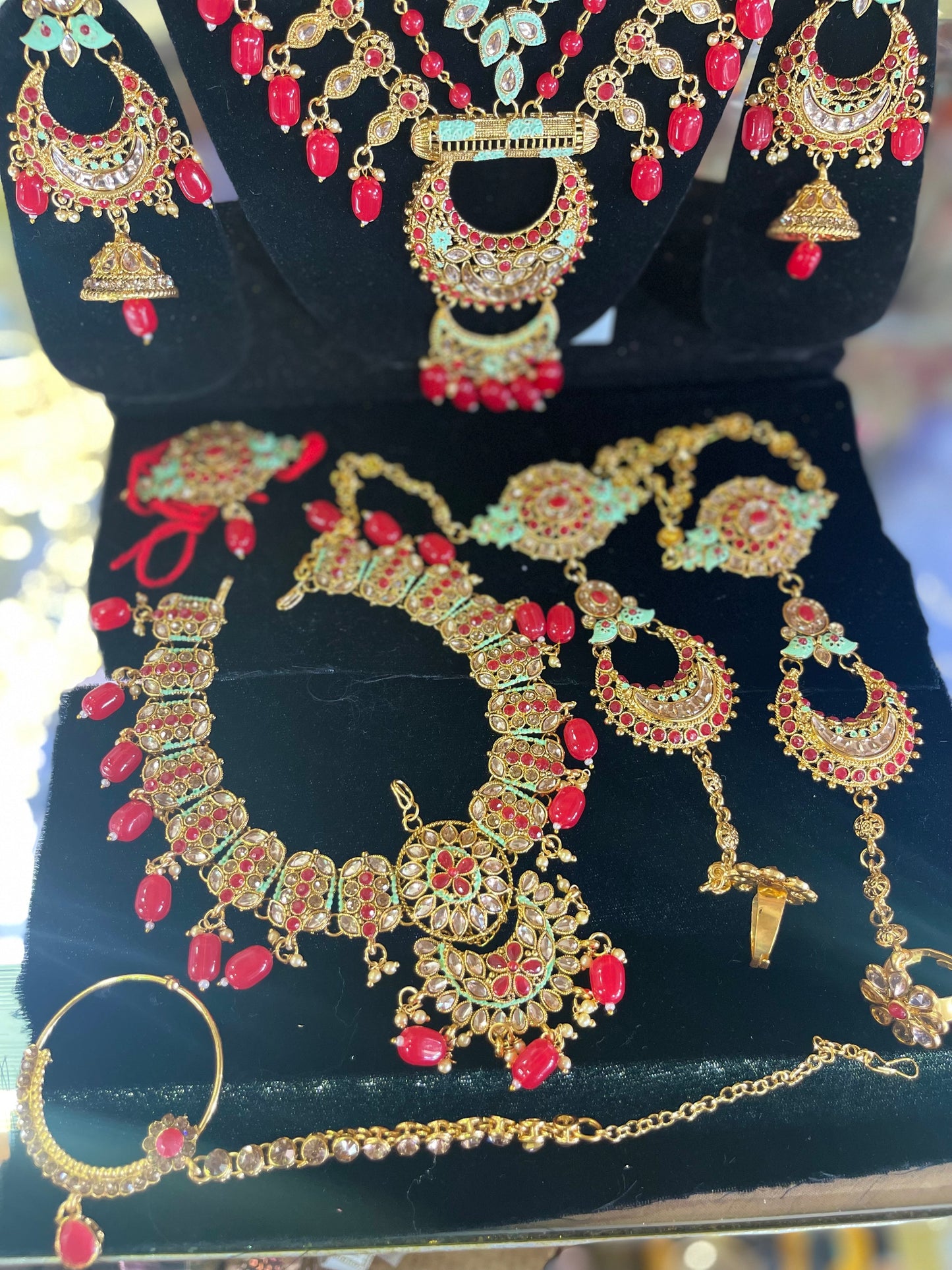 Heavy Stone Studded Bridal Jewelary Set