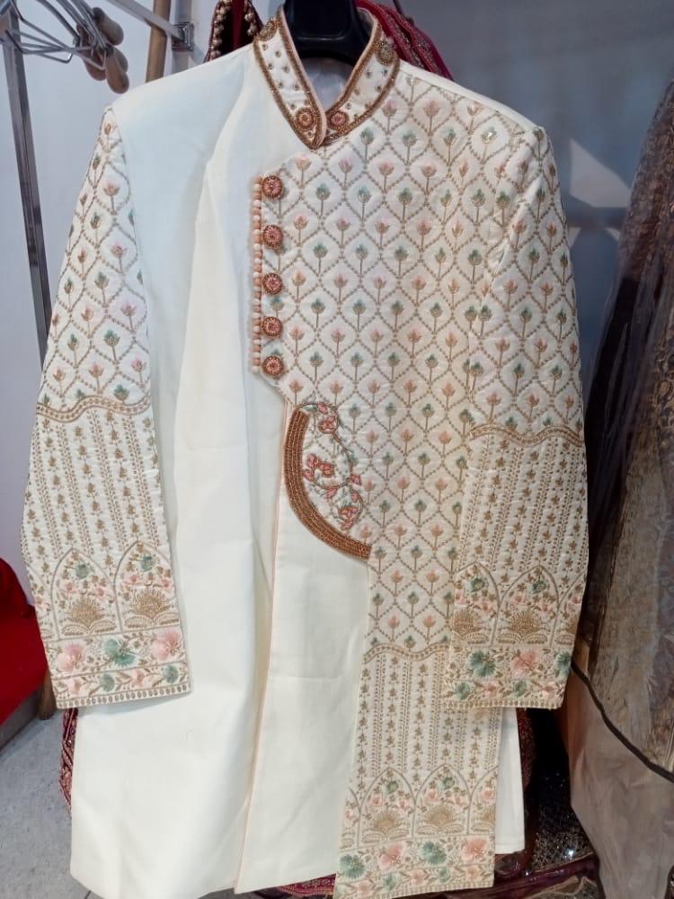 Mens handwork sherwani