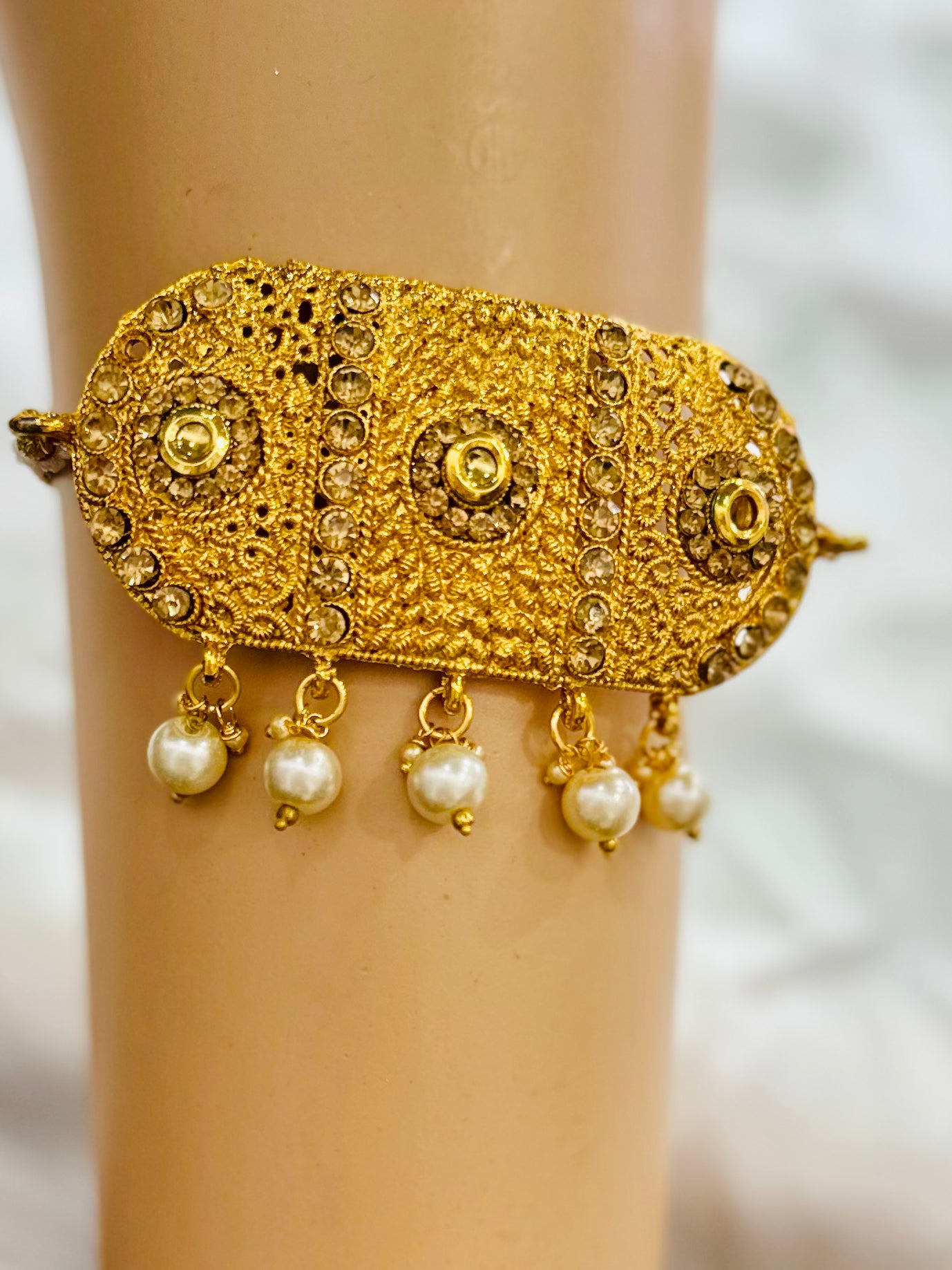 Traditional Gold-Plated Armlets for Women and Girls – Rajputi Bajuband with Beaded Loom, Adjustable Arm Jewelry, Rajwadi Armlets