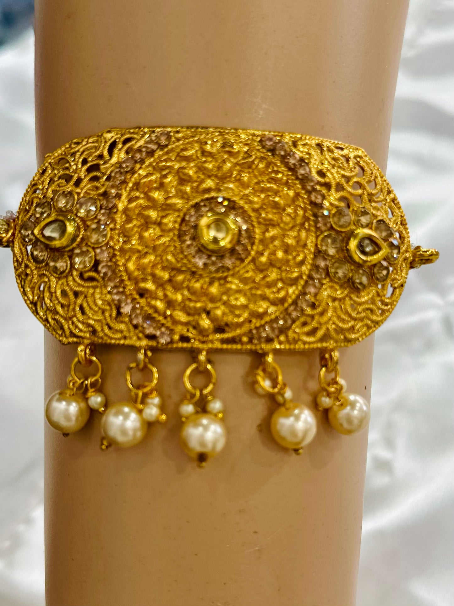 Traditional Gold-Plated Armlets for Women and Girls – Rajputi Bajuband with Beaded Loom, Adjustable Arm Jewelry, Rajwadi Armlets