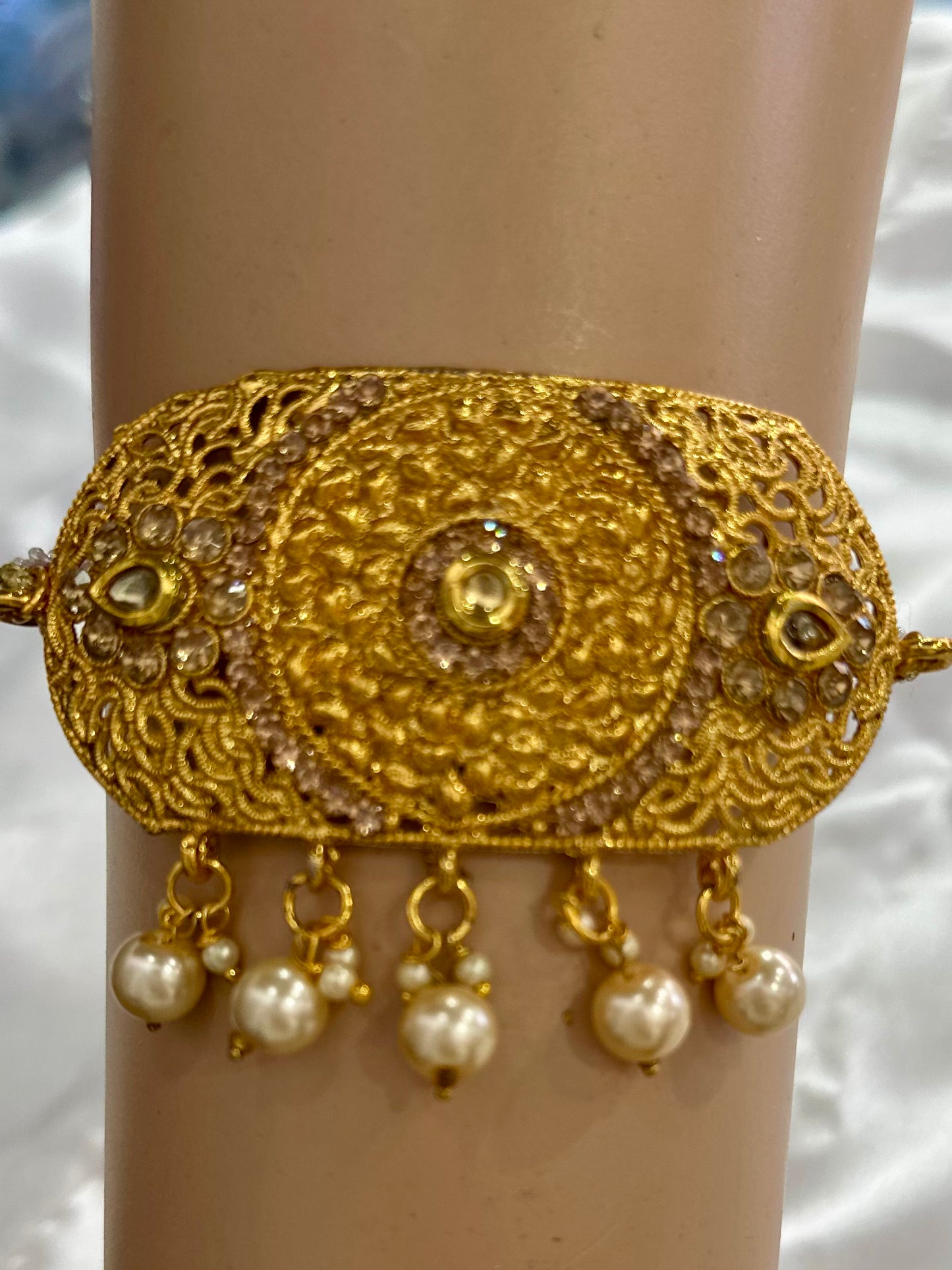 Traditional Gold-Plated Armlets for Women and Girls – Rajputi Bajuband with Beaded Loom, Adjustable Arm Jewelry, Rajwadi Armlets