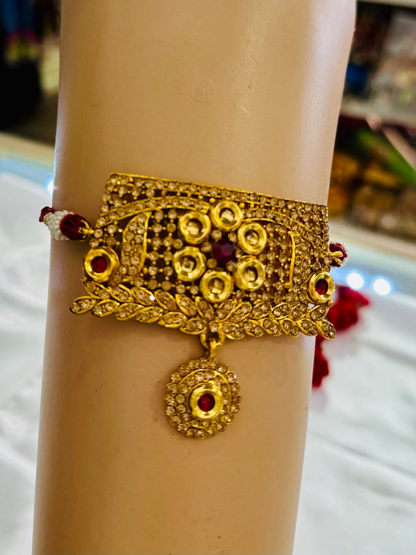 Traditional Gold-Plated Kundan Armlets for Women and Girls – Rajputi Bajuband with Beaded Loom, Adjustable Arm Jewelry, Rajwadi Armlets