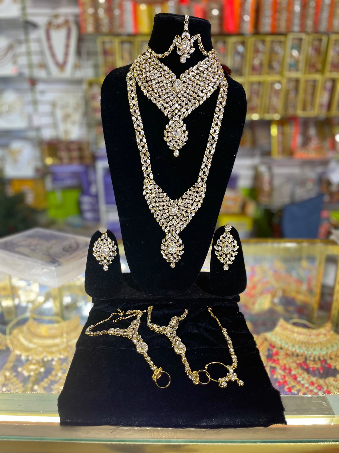 Heavy Stone Studded Bridal Jewelary Set