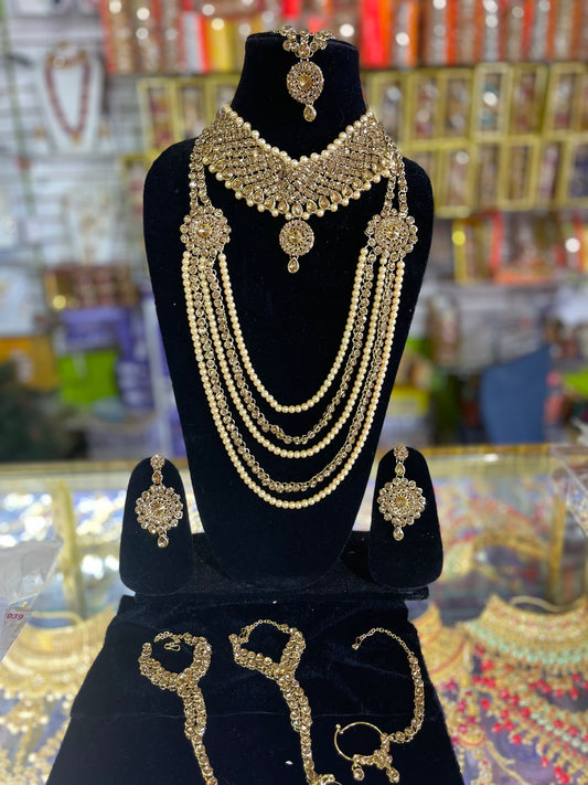 Gold Stone Studded Bridal Jewelary Set