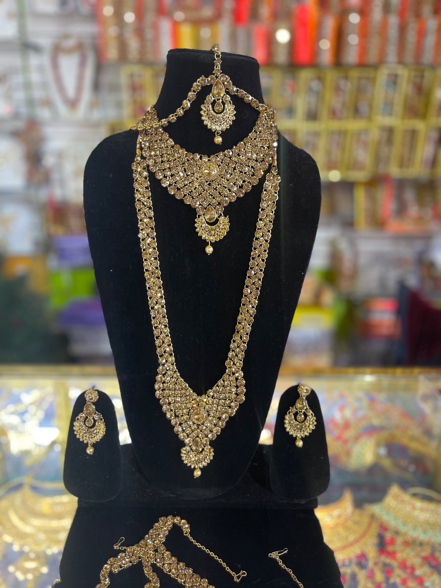 Silver Stone Studded Bridal Jewelary Set