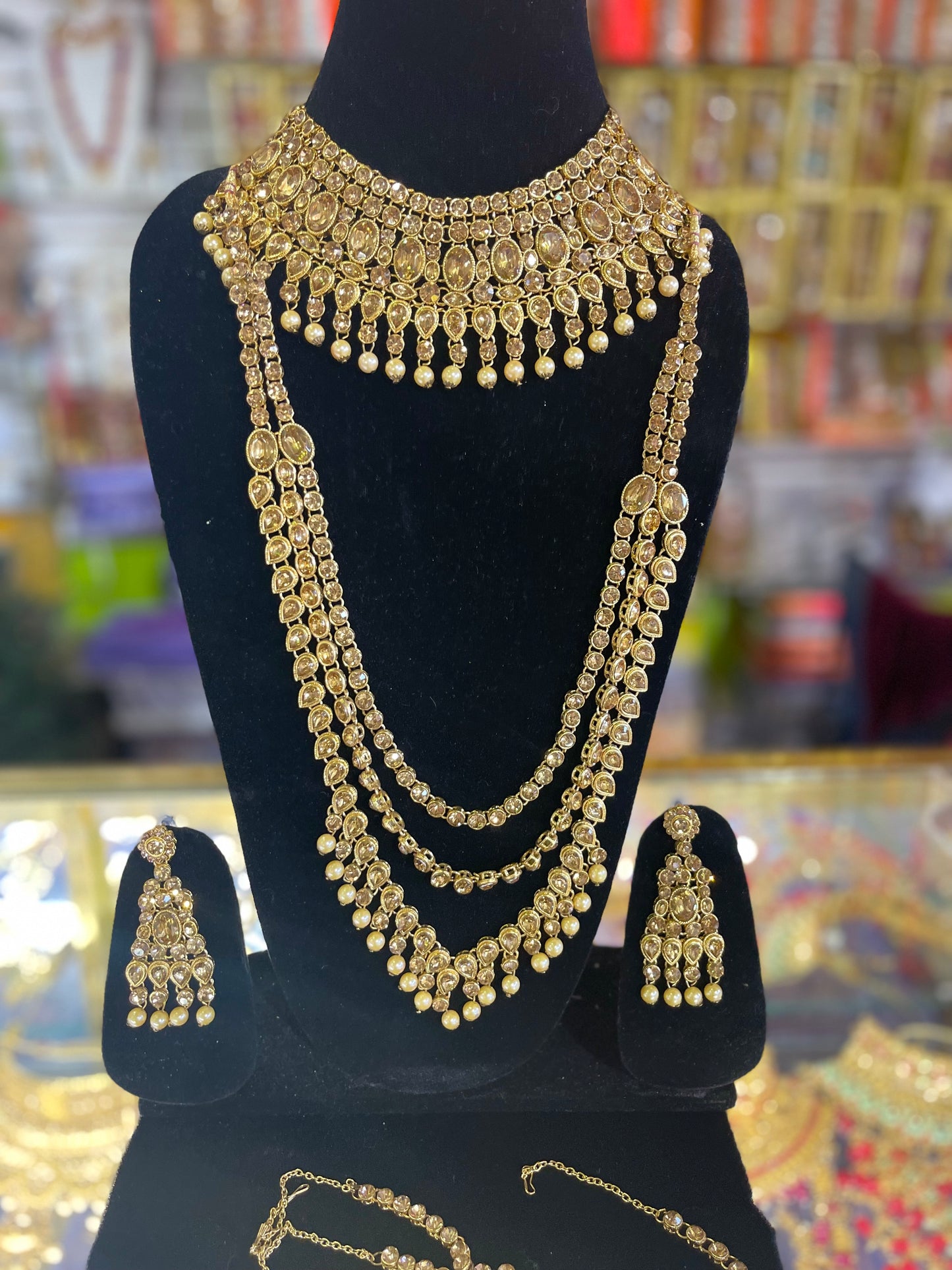 Stone Studded Bridal Jewelary Set