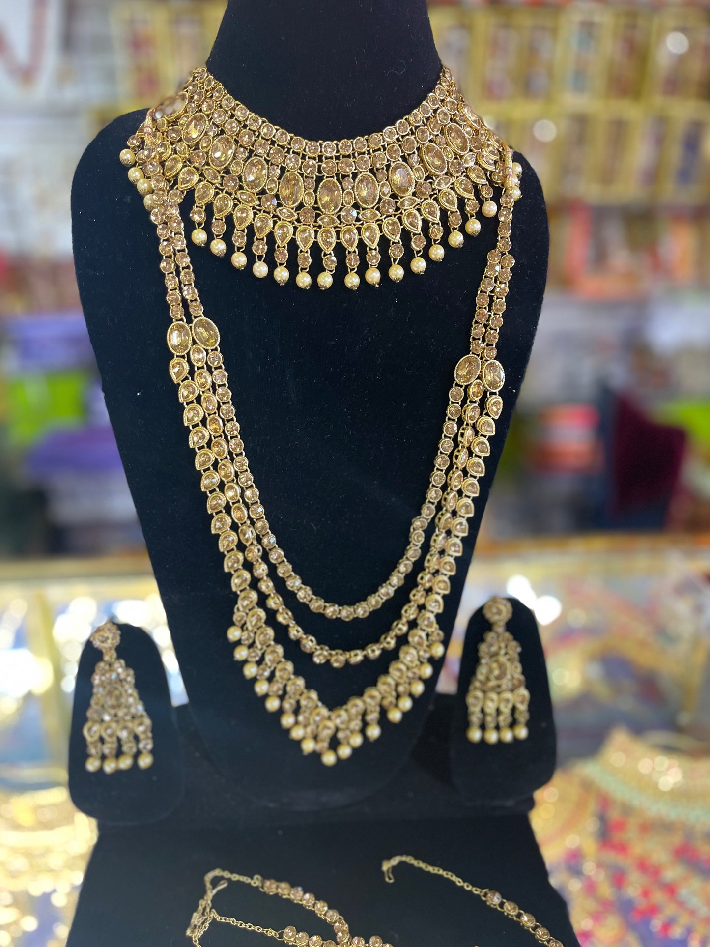 Stone Studded Bridal Jewelary Set