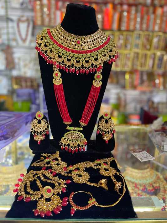 Heavy Stone Studded Kundan Bridal Jewelary Set