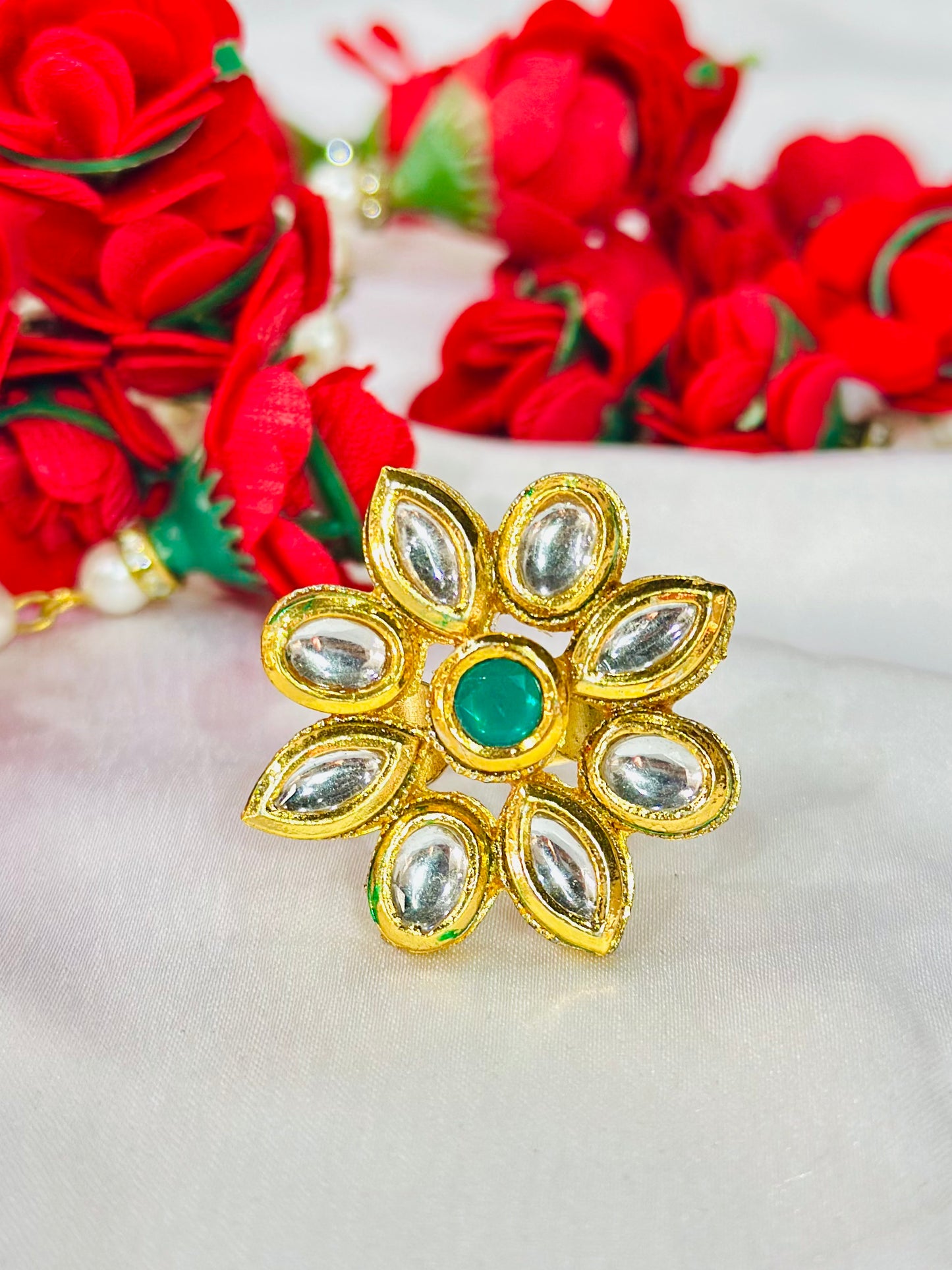 Kundan ring (Adjustable)